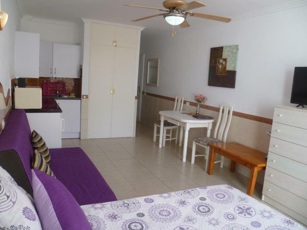Elana Apartment With Free Wifi Costa Del Silencio Exterior foto